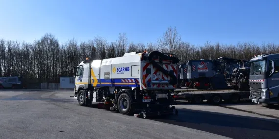 Scarab Magnum 82 BTP